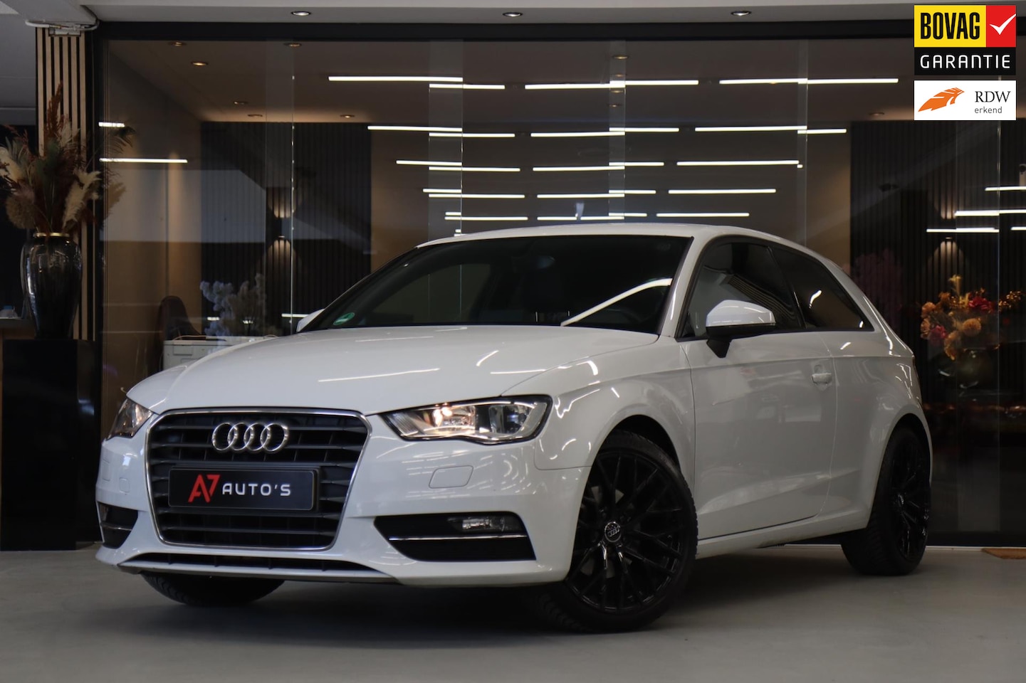 Audi A3 Sportback - 1.4 TFSI Ambition Pro Line / KEYLES/NAVI/vol - AutoWereld.nl