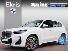 BMW iX1 - eDrive20 67 kWh M-Sportpakket Premium Pack / Harman Kardon / M-sport Pro / Stoelverwarming