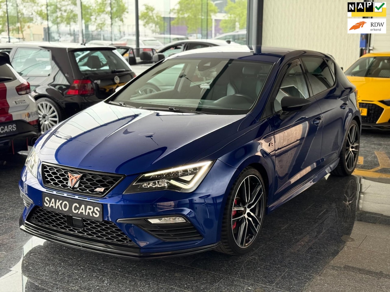 Seat Leon - 2.0 TSI CUPRA 300 DSG 2018 Blauw Sport uitlaat - AutoWereld.nl