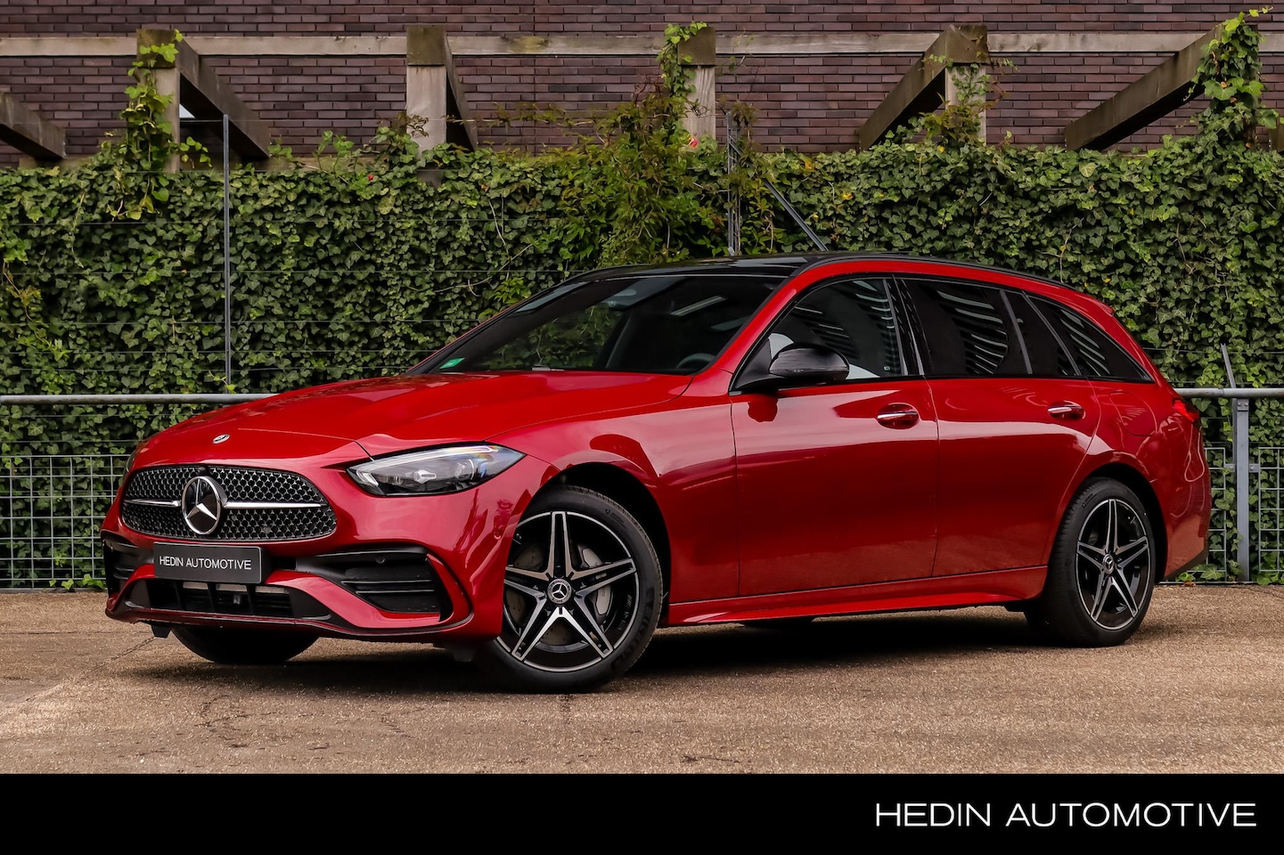Mercedes-Benz C-klasse Estate - C 300e Automaat AMG Line | Premium Pakket | Nightpakket | Panoramadak - AutoWereld.nl