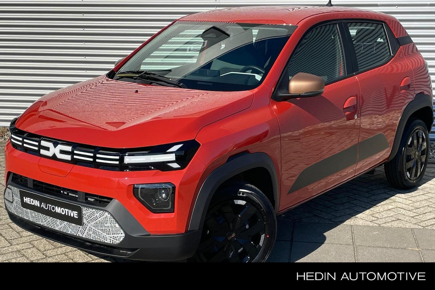 Dacia Spring - Extreme 65 26.8 kWh | Lader max vermogen 30 kW | Parkeersensoren voor + achter | uit voorr - AutoWereld.nl