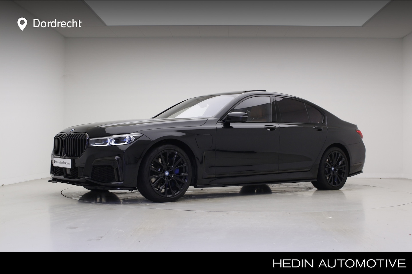 BMW 7-serie - 745e High Exec.| M-Sport | Schuifdak | 360 Camera | Soft Close | Active Steering | Stoelve - AutoWereld.nl