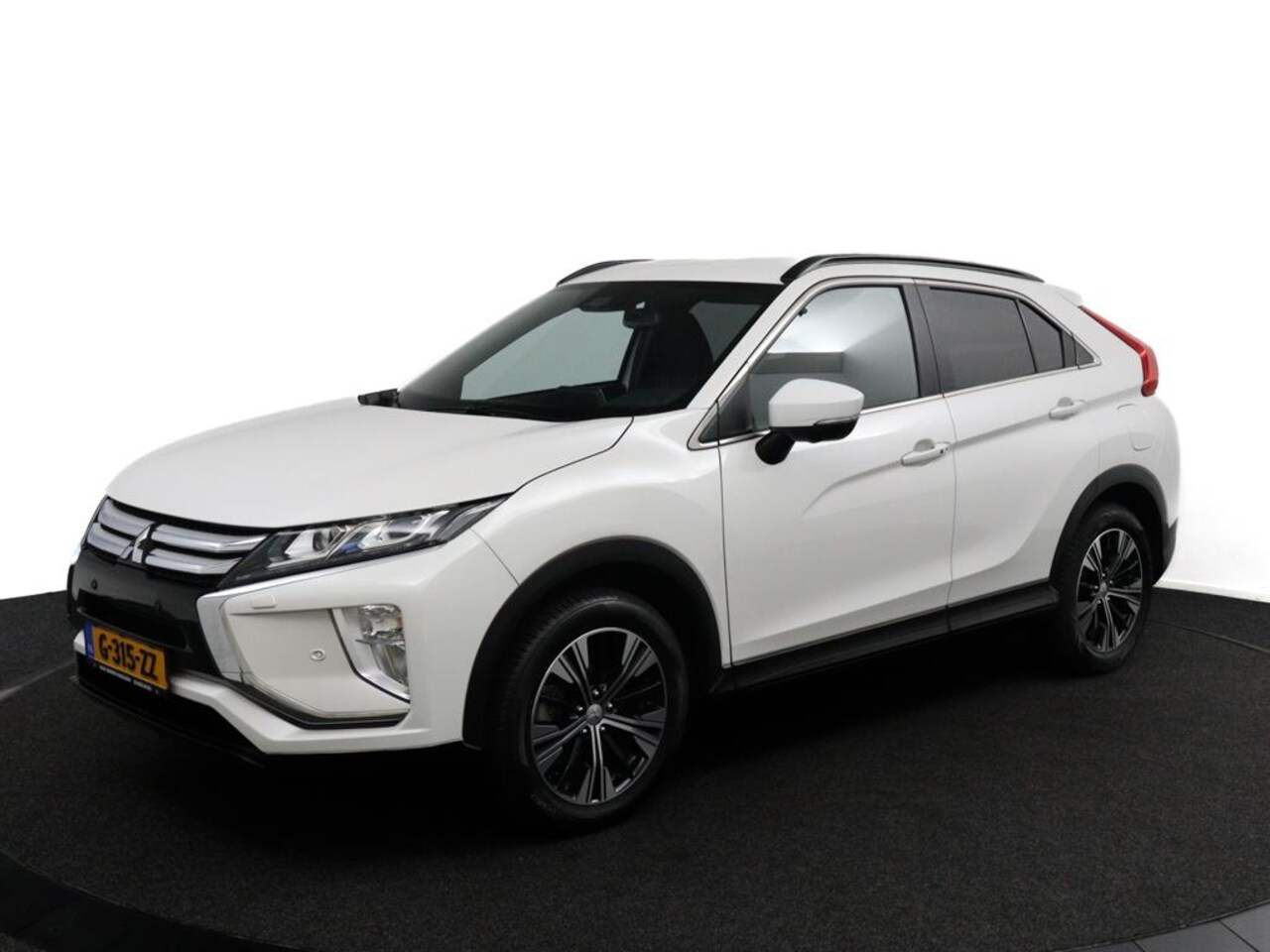 Mitsubishi Eclipse Cross - 1.5 DI-T Black Edition 1.5 DI-T Black Edition - AutoWereld.nl