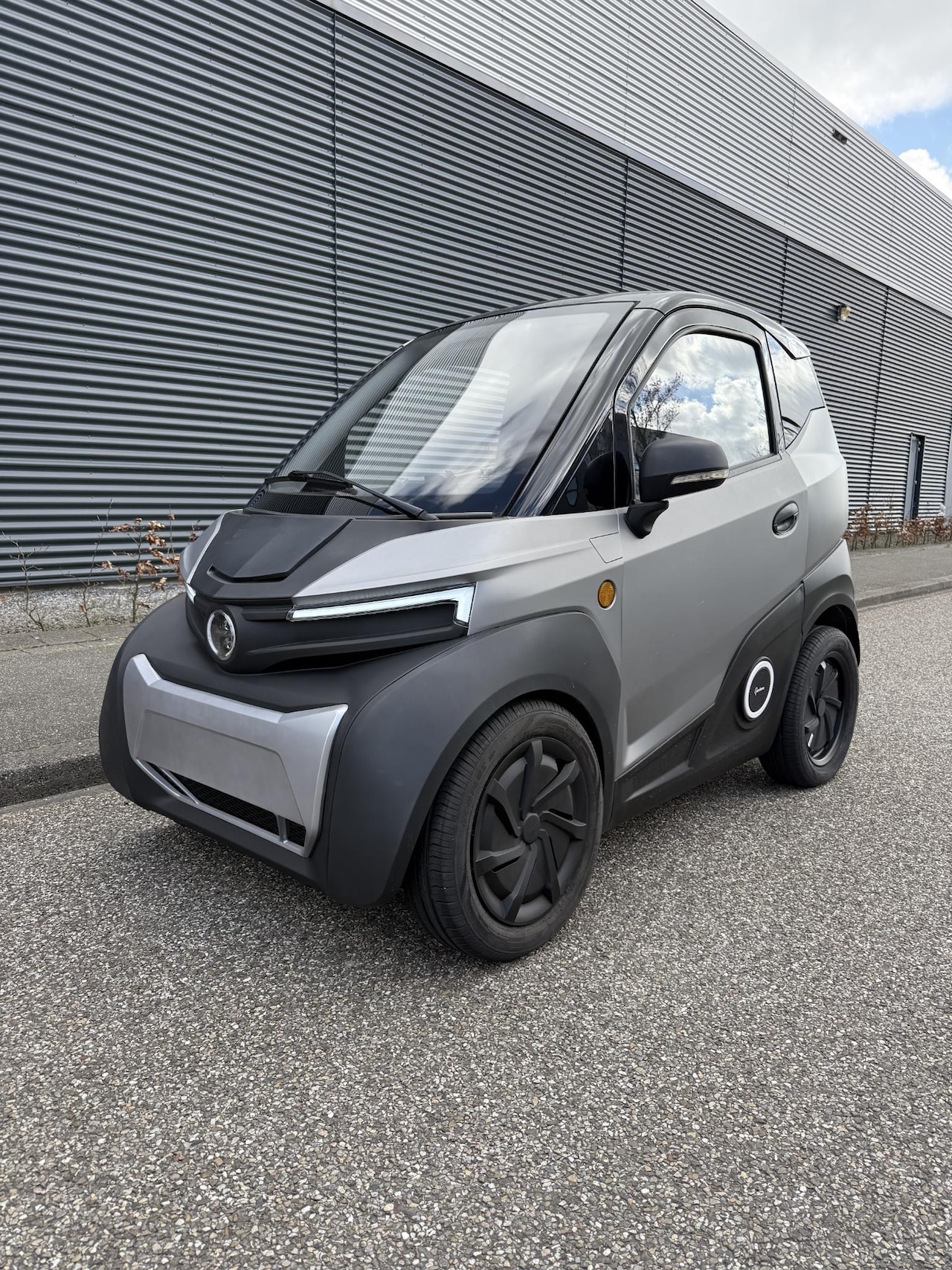 Silence S04 - elektrische brommobiel 45 km/u - AutoWereld.nl