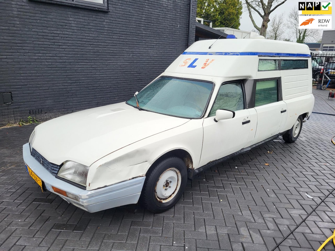 Citroën CX - CX25 RD Ambulance grijs kenteken - AutoWereld.nl