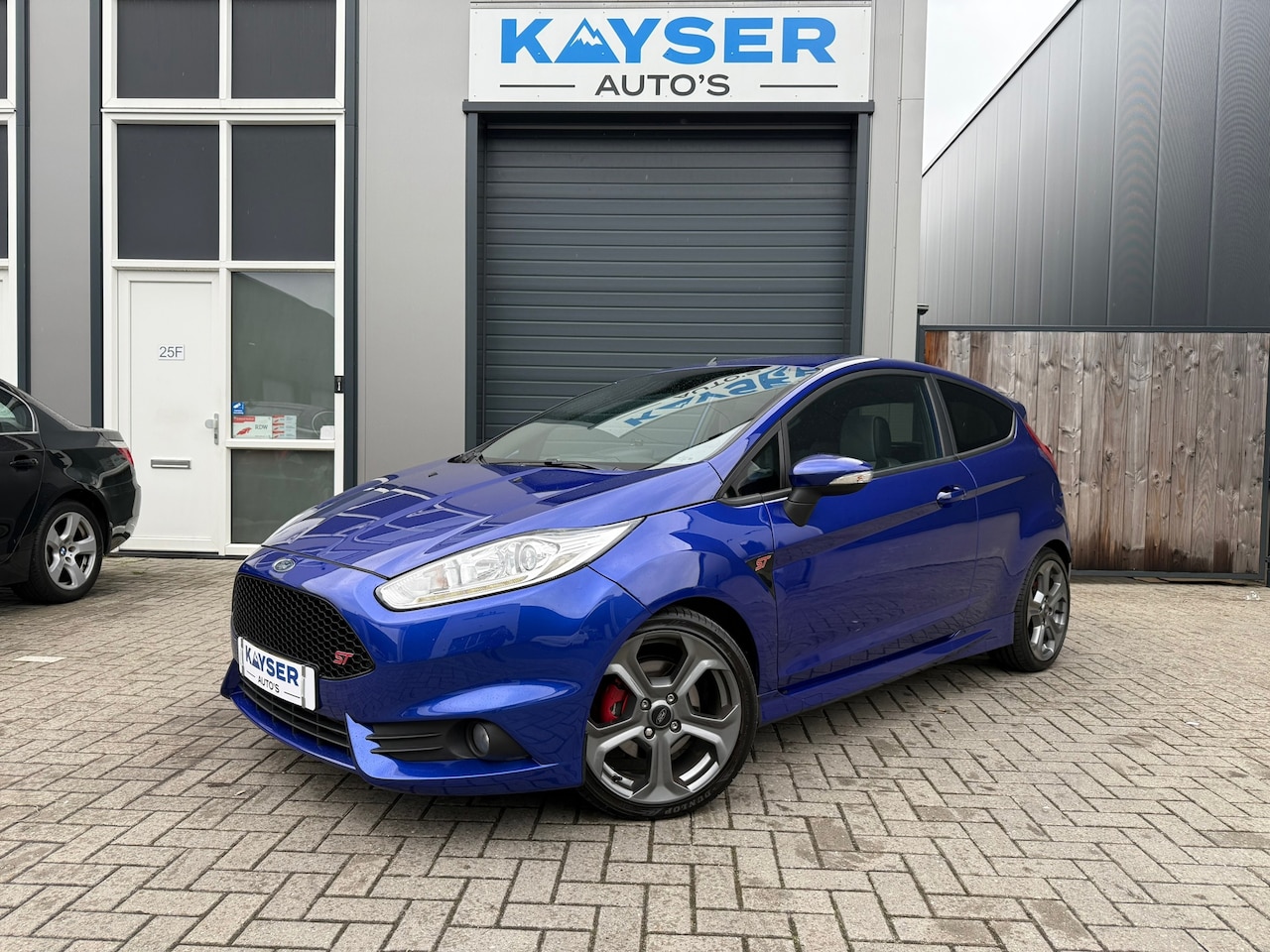 Ford Fiesta - 1.6 ST2 Recaro Keyless Stoelvw. Cruise Airco Navi - AutoWereld.nl