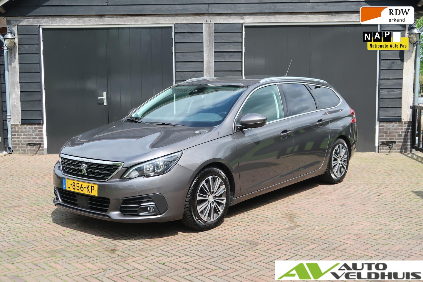 Peugeot 308 SW - 1.2 PureTech Blue Lease Allure Achteruitrijcamera RIJKLAAR INCL GARANTIE - AutoWereld.nl