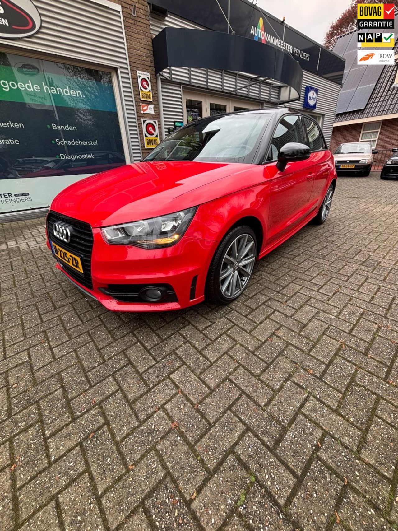 Audi A1 Sportback - 1.2 TFSI Pro Line S 1.2 TFSI Pro Line S, PDC, Stoelverwarming, Bluetooth, LM velgen - AutoWereld.nl