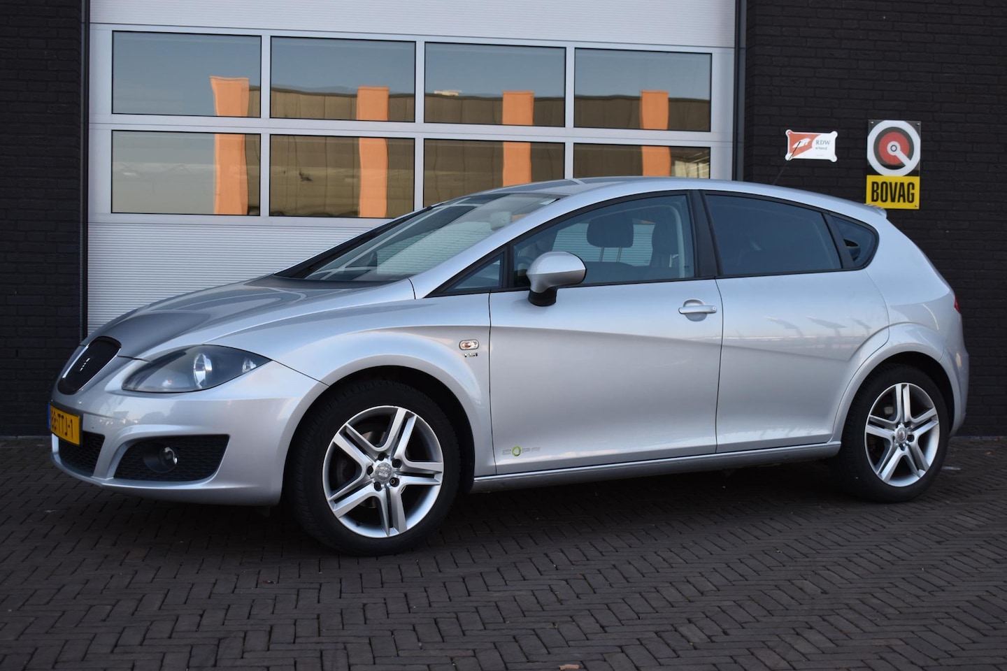 Seat Leon - 1.2 TSI Ecomotive Businessline COPA | 85.112KM | 2012  | Nette auto - AutoWereld.nl