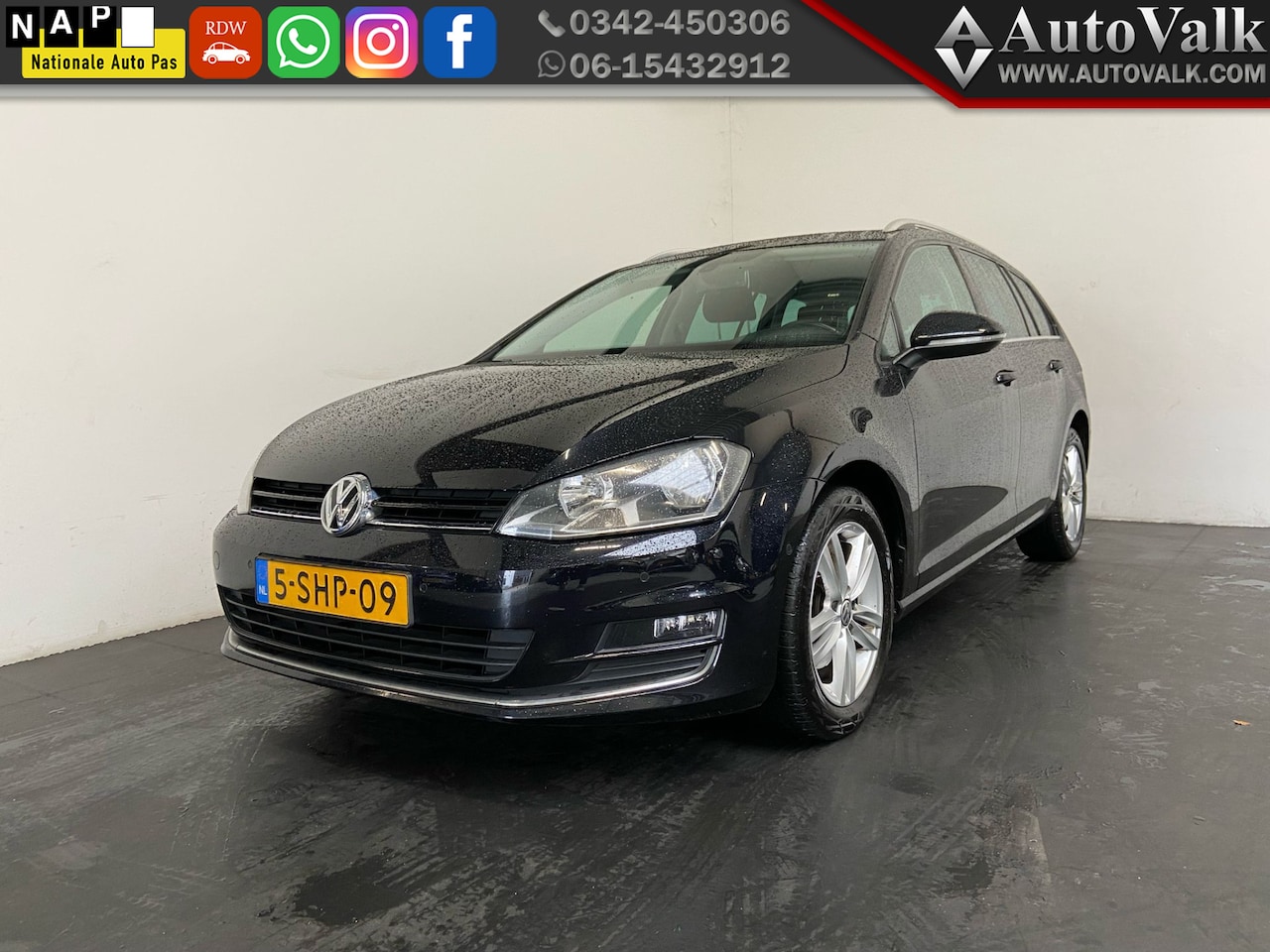 Volkswagen Golf Variant - 1.6 TDI Highline 1.6 TDI Highline - AutoWereld.nl