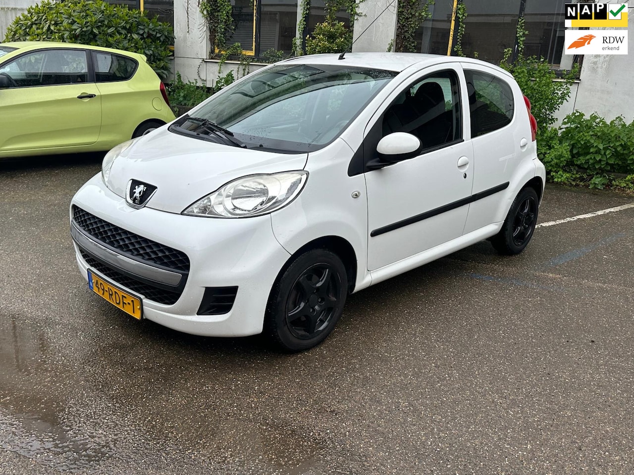 Peugeot 107 - 1.0-12V XS/ Airco/ 5 deurs - AutoWereld.nl