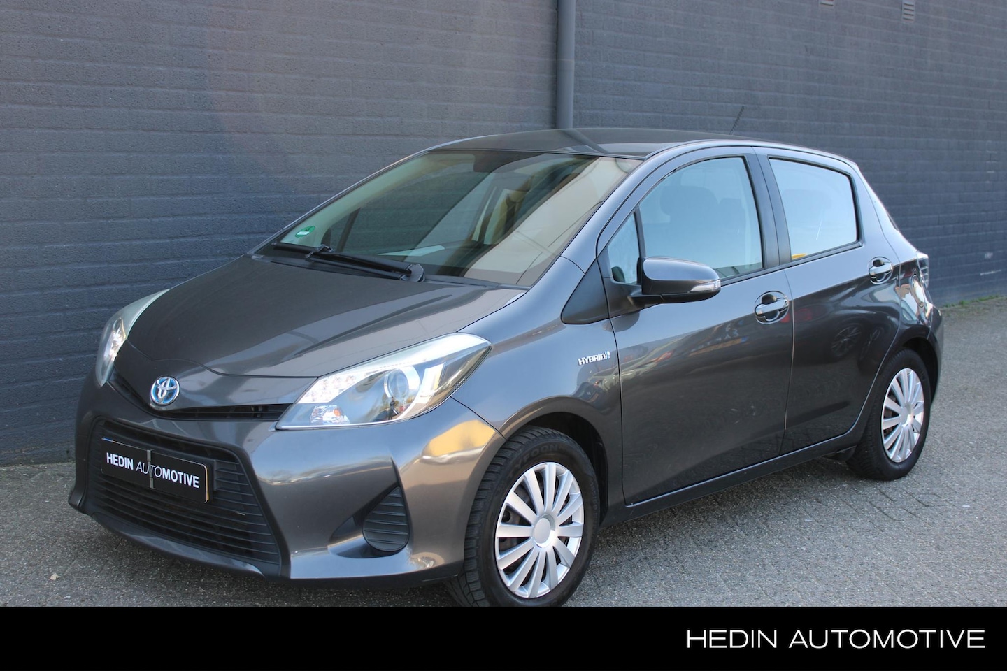 Toyota Yaris - 1.5 Full Hybrid Aspiration NL-Auto | Automaat | Camera | Climate Controle | Cruise Control - AutoWereld.nl
