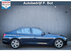BMW 3-serie - 320i Executive Net binnen; Jouw droomauto?