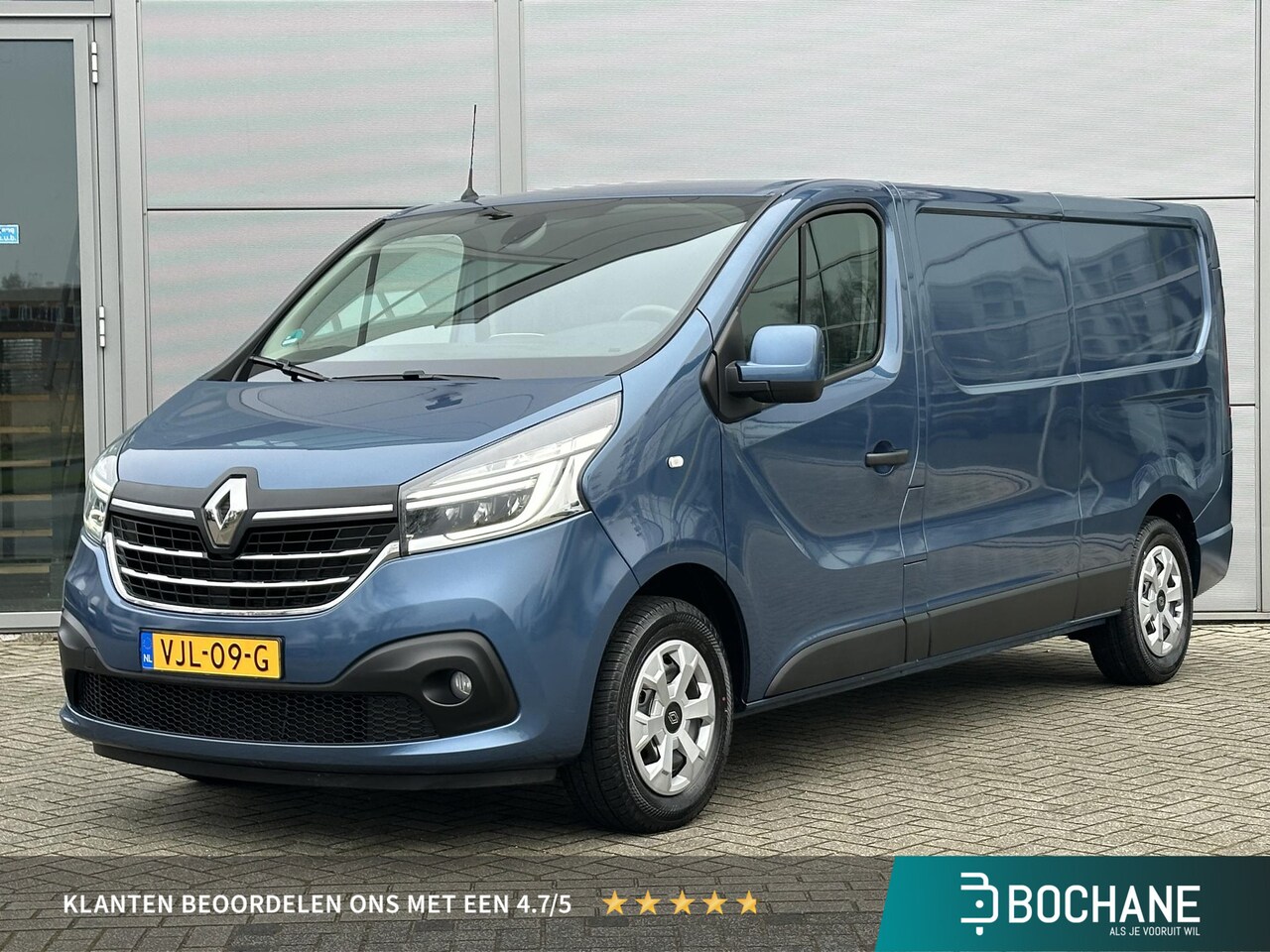 Renault Trafic - 2.0 dCi 120 T29 L2H1 Work Edition | 1E EIGENAAR | AIRCO | NAVIGATIE | CAMERA | LAADRUIMTE - AutoWereld.nl