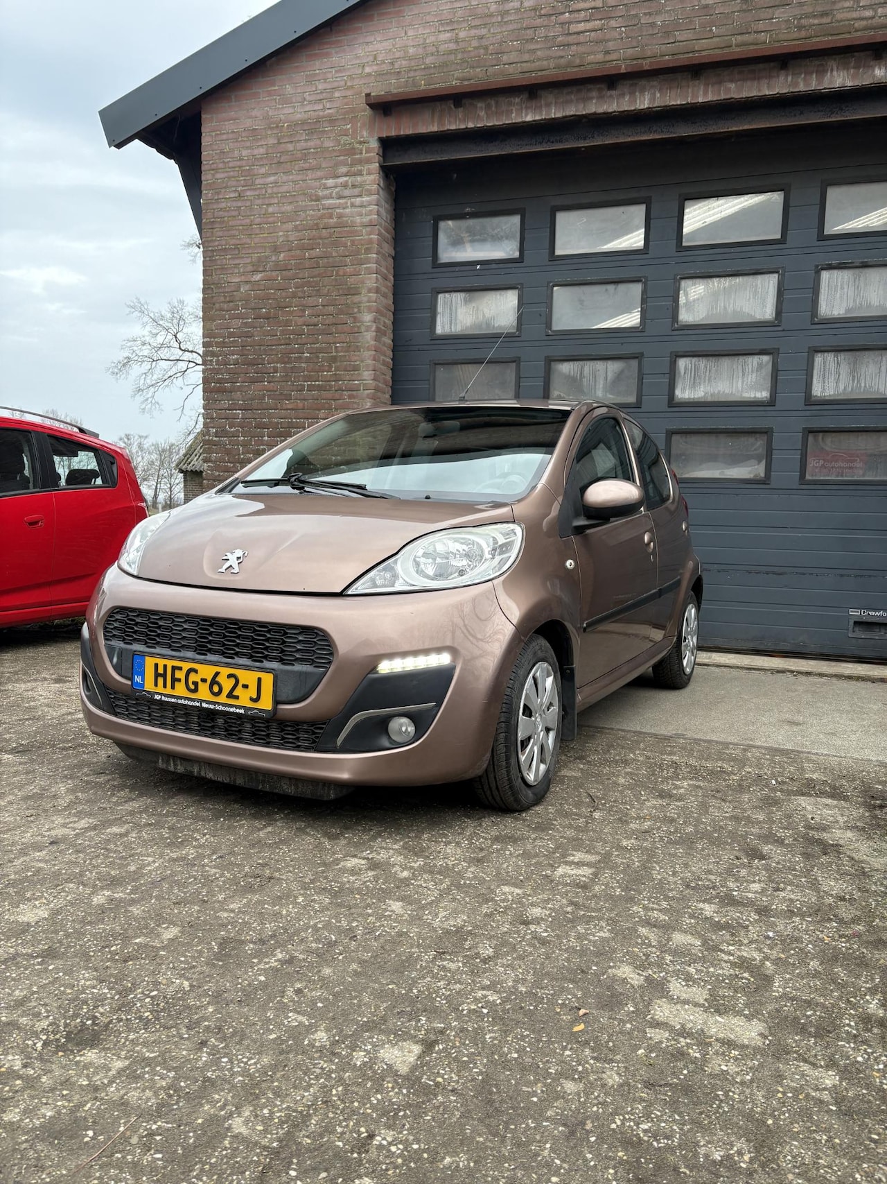 Peugeot 107 - 1.0 Access Facelift/LED/5Drs/ - AutoWereld.nl