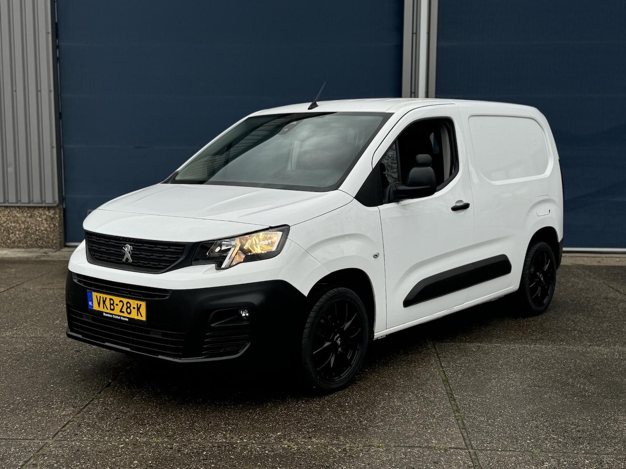 Peugeot Partner - 1.5 BlueHDI Premium AIRCO / CRUISE CONTROLE / NAVI / EURO 6 - AutoWereld.nl