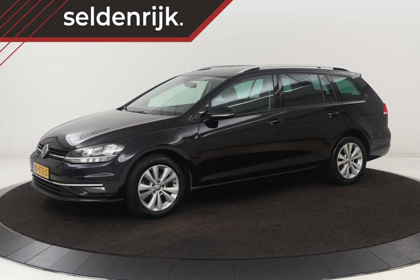 Volkswagen Golf Variant - 1.6 TDI Comfortline | Trekhaak | Carplay | Adaptive cruise | Navigatie | Climate control | - AutoWereld.nl