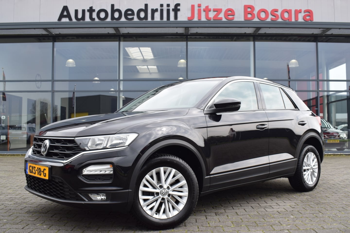 Volkswagen T-Roc - 1.0 TSi Style ECC | Carplay | Stoelverwarming | DAB | Isofix - AutoWereld.nl