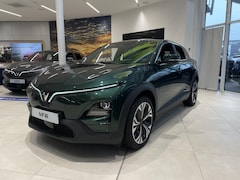 VinFast VF6 - Plus 59.6 kWh // 100% ELEKTRISCH// 7 JAAR GARANTIE