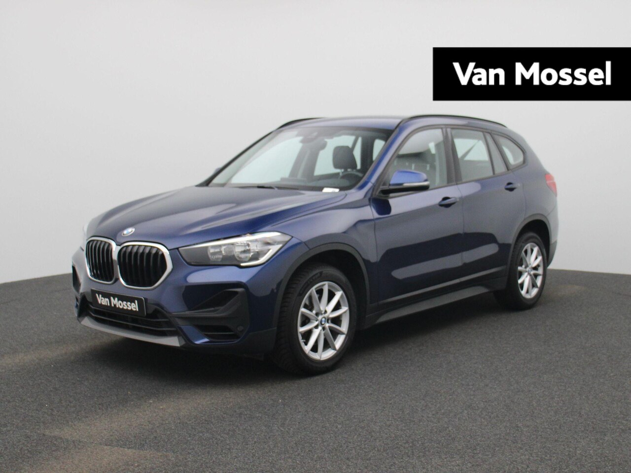 BMW X1 - sDrive18iA (103 kW) | Automaat | LMV | Parkeer sensoren | Navigatie | Leder | Climate cont - AutoWereld.nl