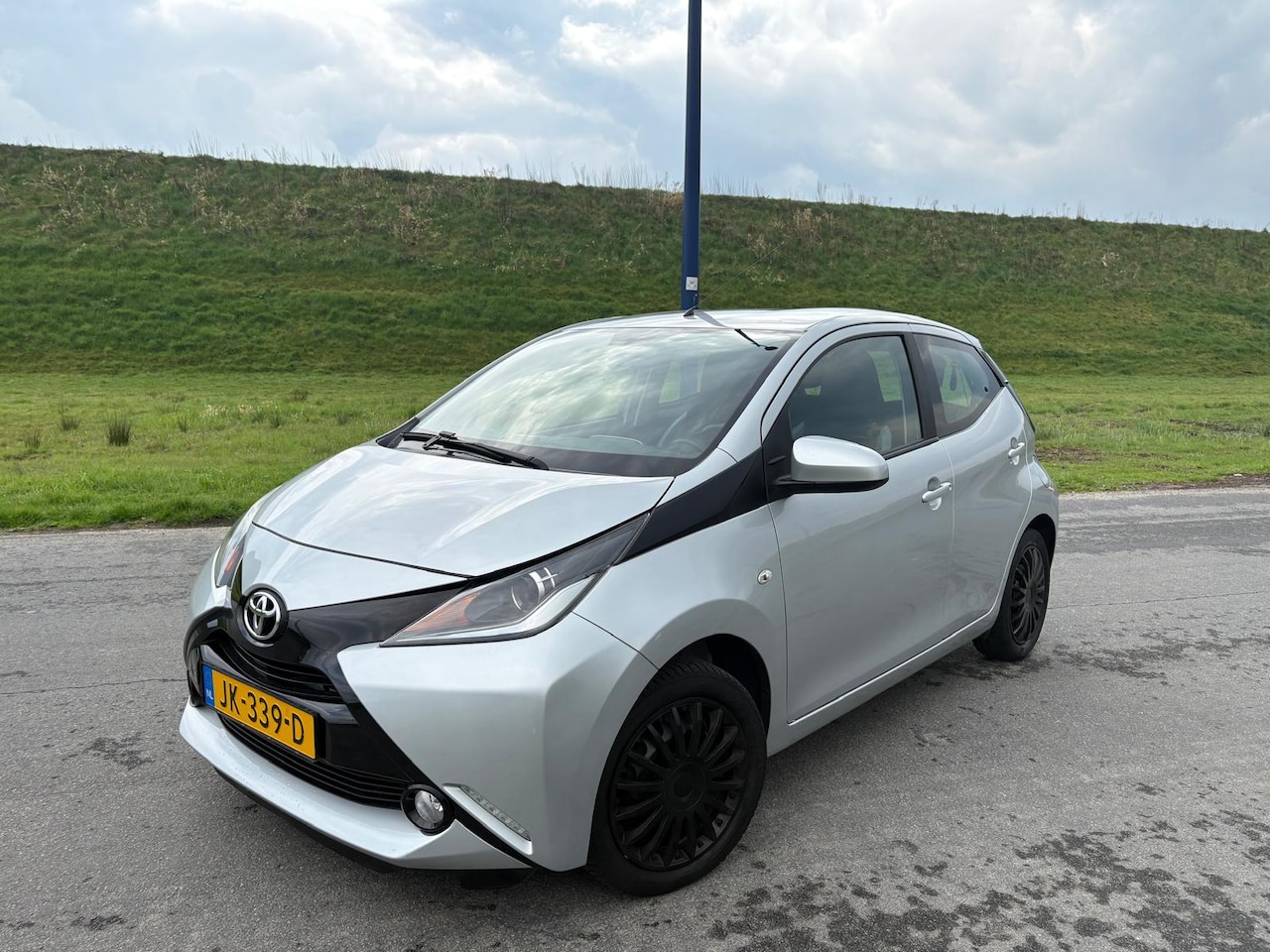 Toyota Aygo - 1.0 VVT-i x-play - AutoWereld.nl