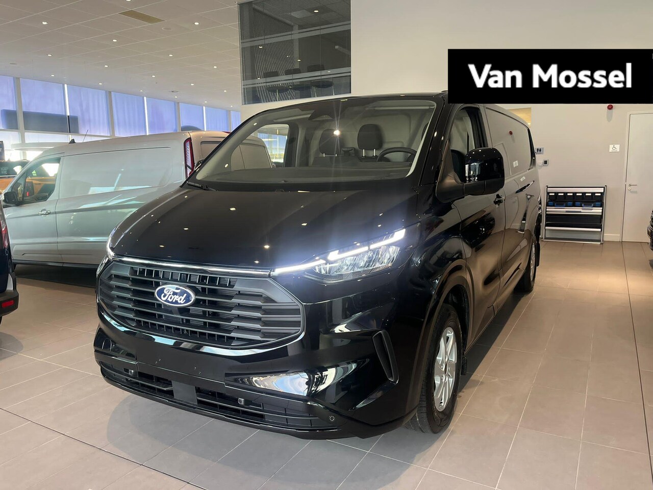 Ford Transit Custom - 280 2.0 TDCI L1H1 Limited nieuw te bestellen! - AutoWereld.nl