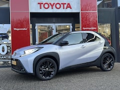 Toyota Aygo X - JBL DIRECT LEVERBAAR JBL-AUDIO KEYLESS STOELVERW. CLIMA CAMERA AD-CRUISE 18"LM-VELGEN