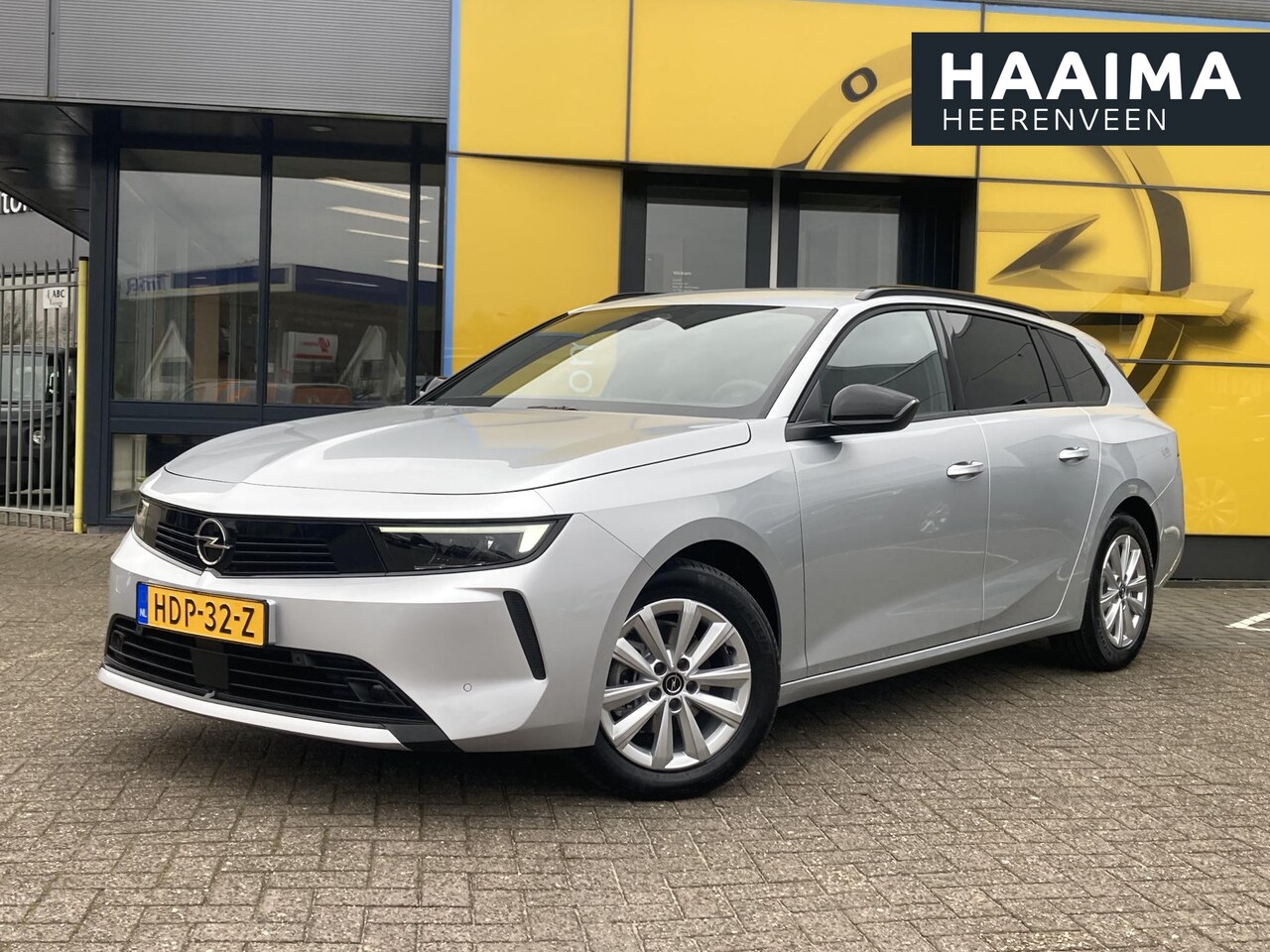 Opel Astra Sports Tourer - 1.2 Turbo 110pk Edition | Nieuw | Direct leverbaar | Navigatie | Achteruitrijcamera | Adap - AutoWereld.nl
