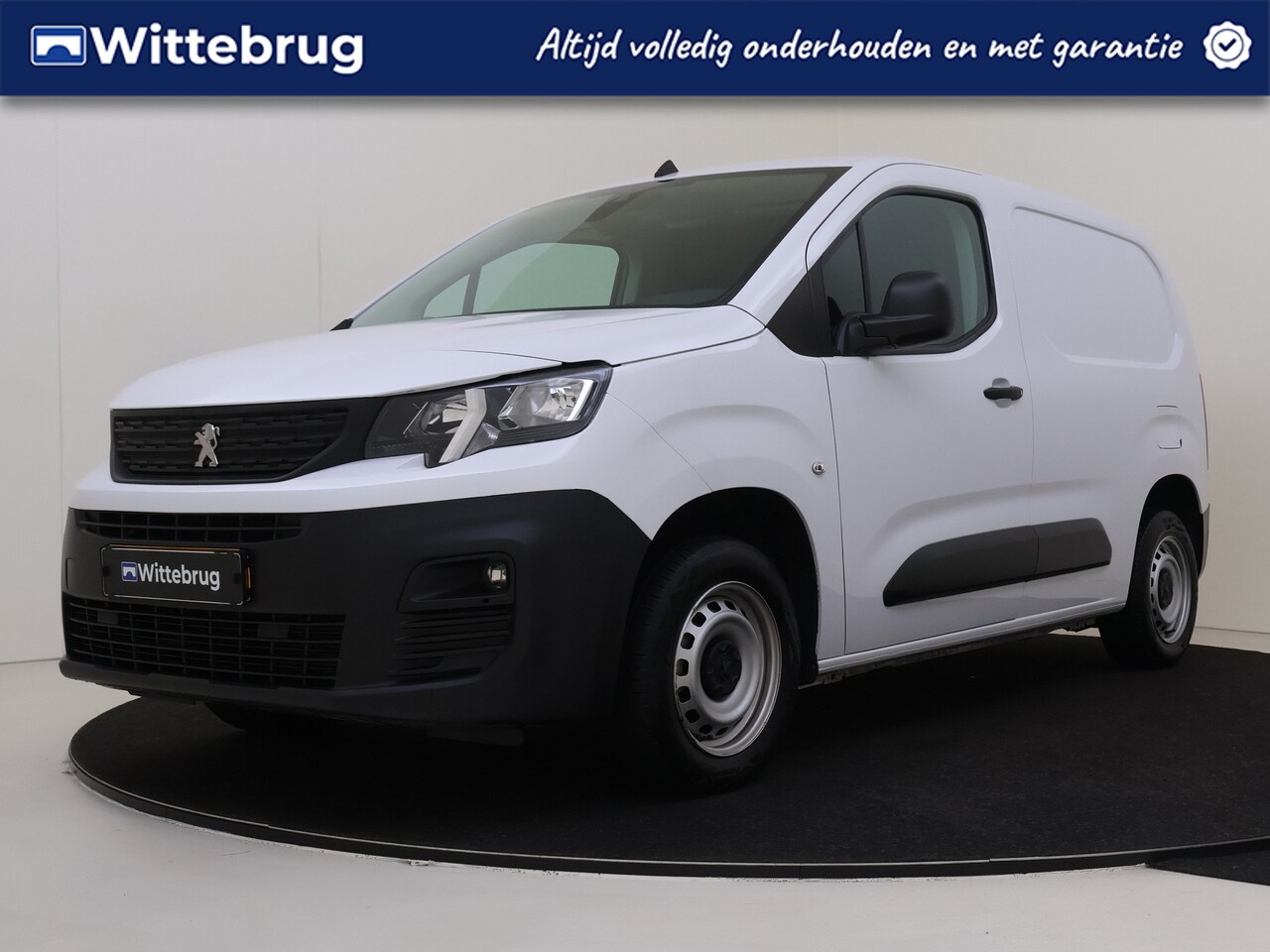 Peugeot Partner - 1.5 BlueHDi 100 S&S L1 | RIJKLAAR! | 3 Zits | Navigatie | Airco - AutoWereld.nl
