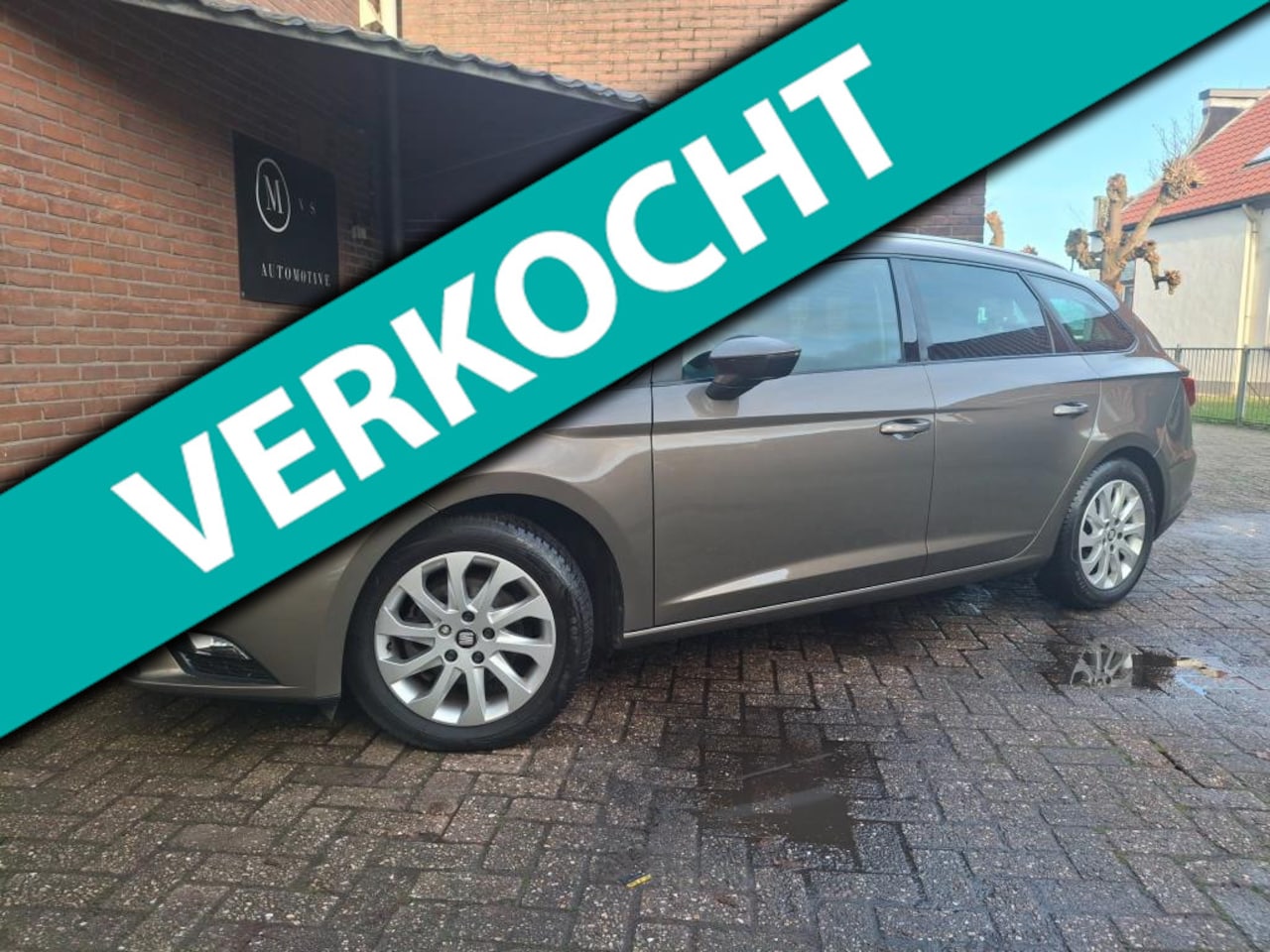 Seat Leon ST - 1.0 EcoTSI Style Connect 116PK Navigatie / Led Verlichting / Carplay / Achteruitrijcamera - AutoWereld.nl