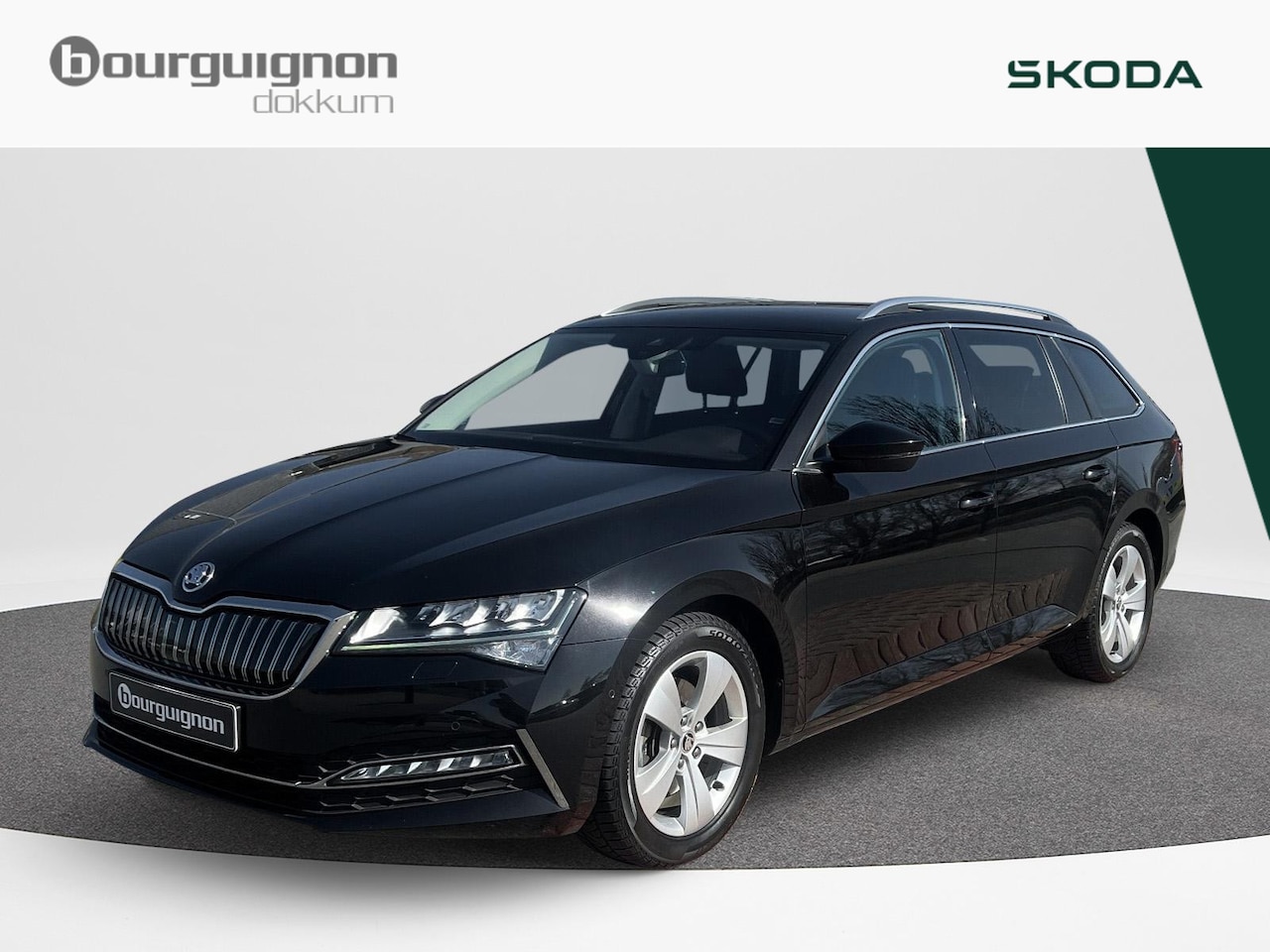 Skoda Superb Combi - 1.4 TSI iV Business Edition Plus | PHEV | Leder | Trekhaak | A. cam | Privacy glas | - AutoWereld.nl