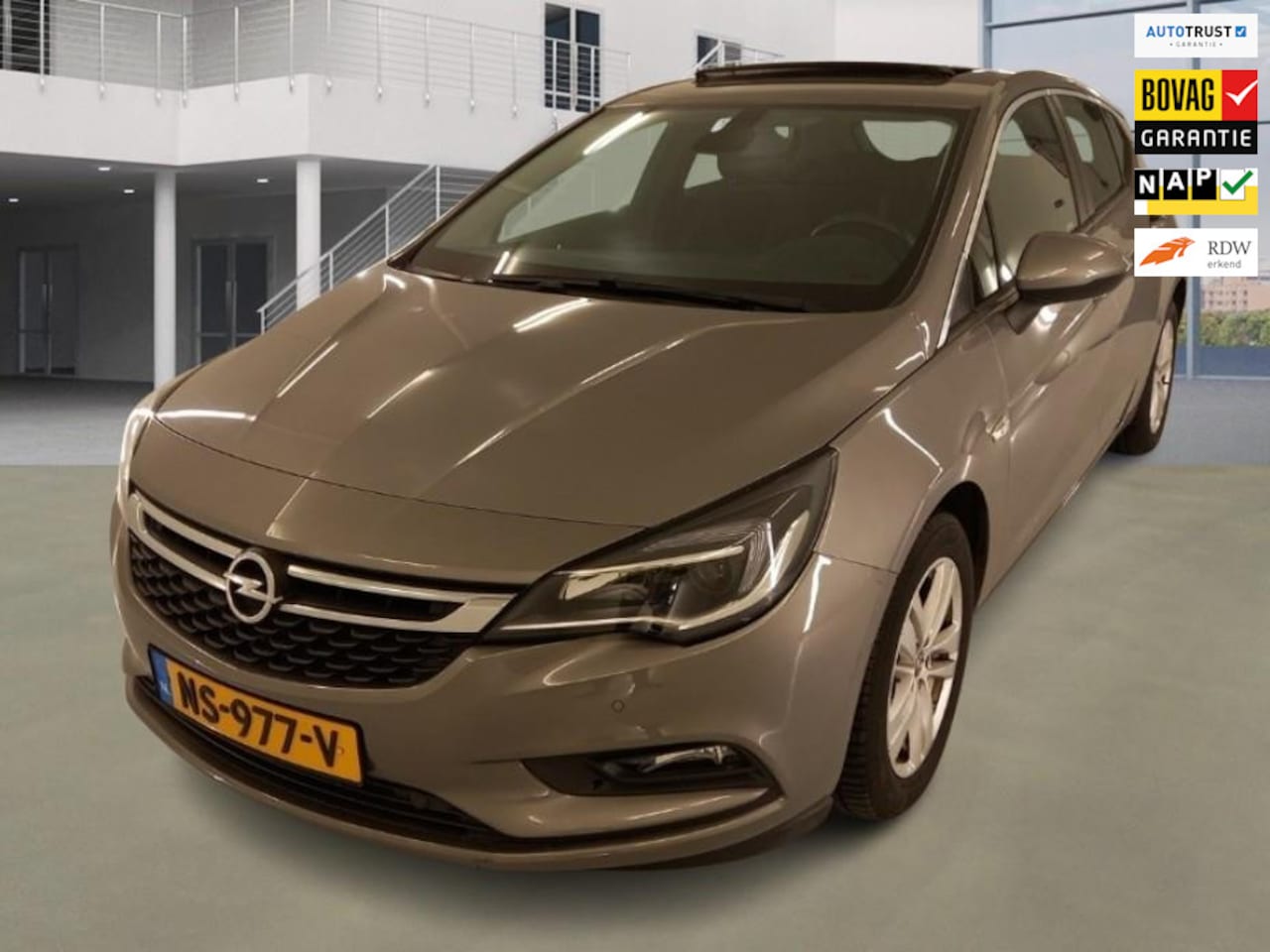 Opel Astra - 1.0 Online Edition 37.450 + NAP NL-auto - AutoWereld.nl