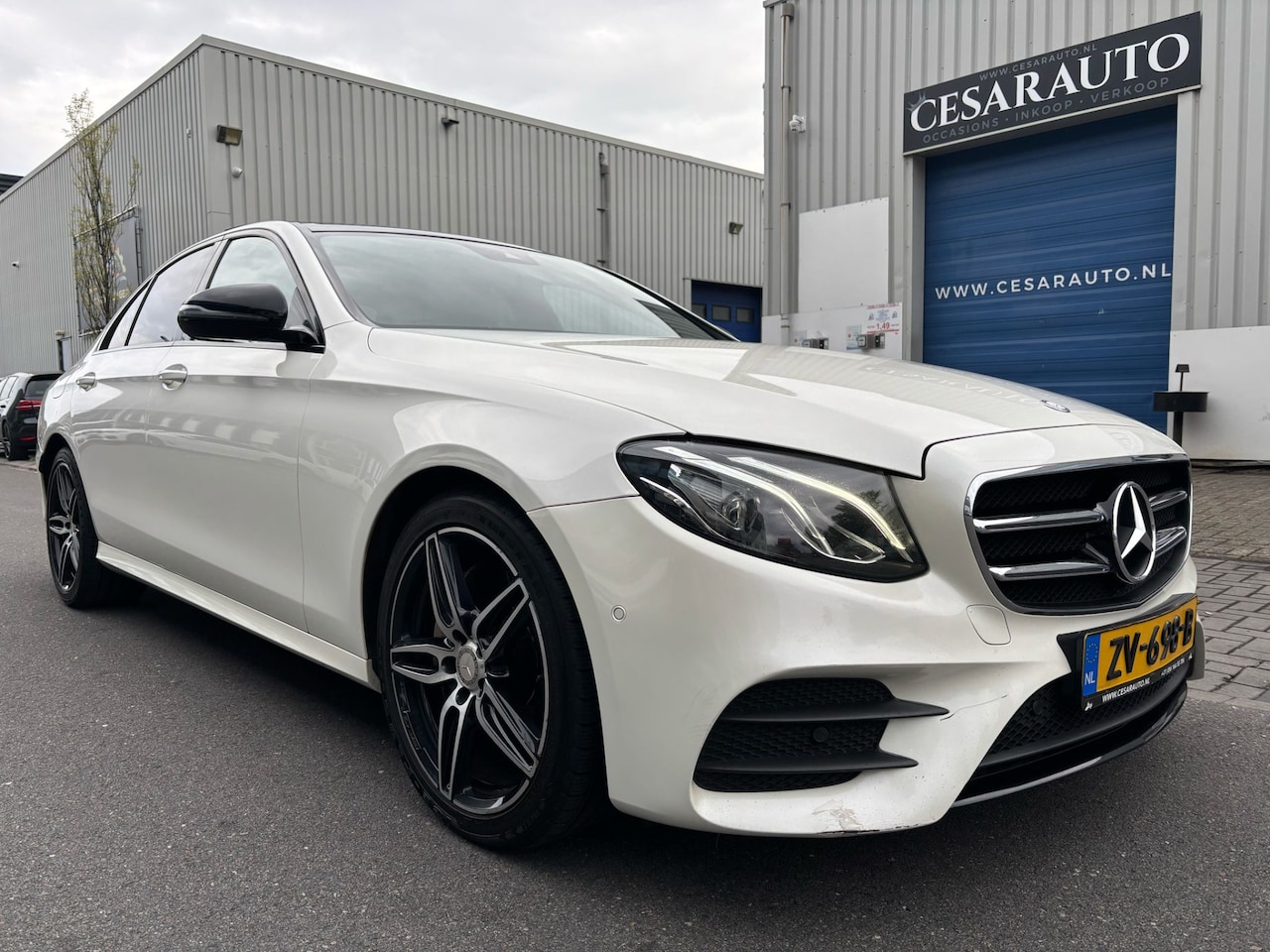 Mercedes-Benz E-klasse - 220 D PRESTIGE PLUS AMG AUTOMAAT 9-TRAPS - AutoWereld.nl