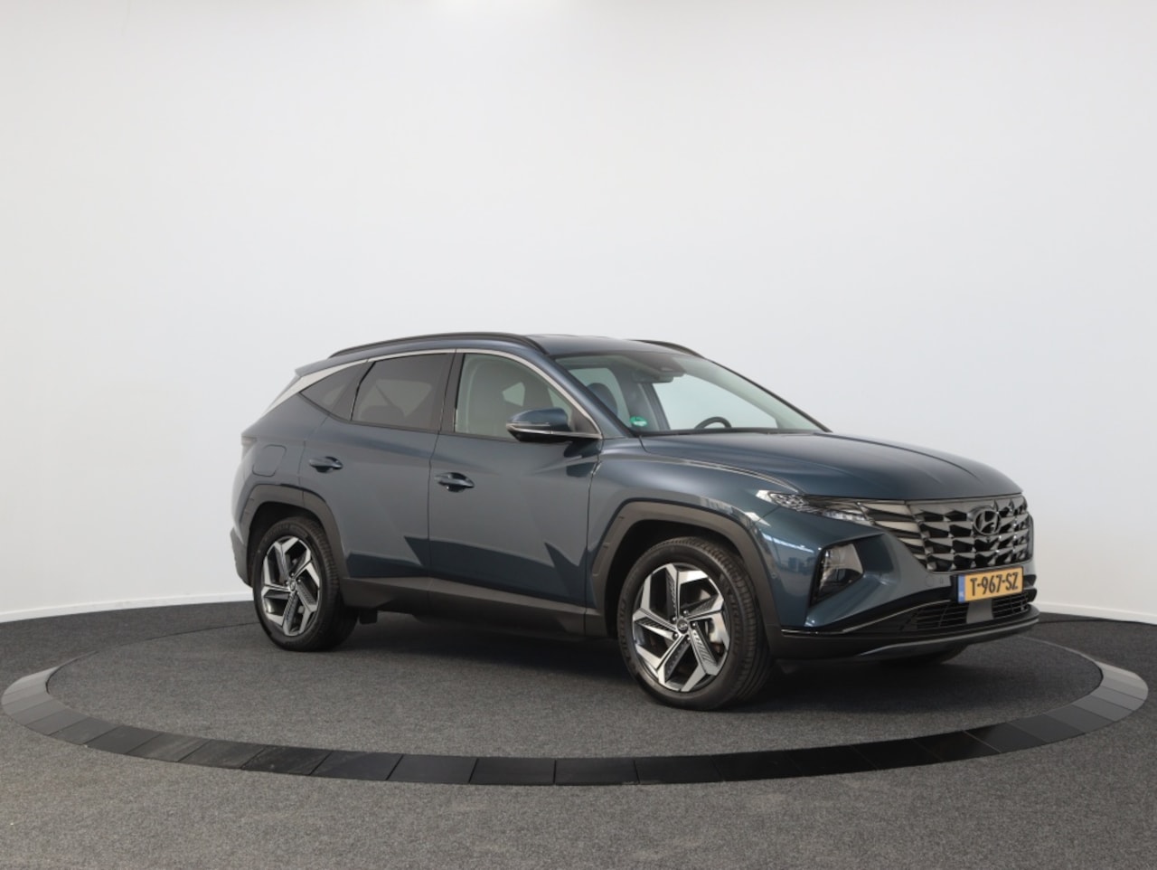 Hyundai Tucson - 1.6 T-GDI PHEV Premium | Private lease 699 p.m. - AutoWereld.nl