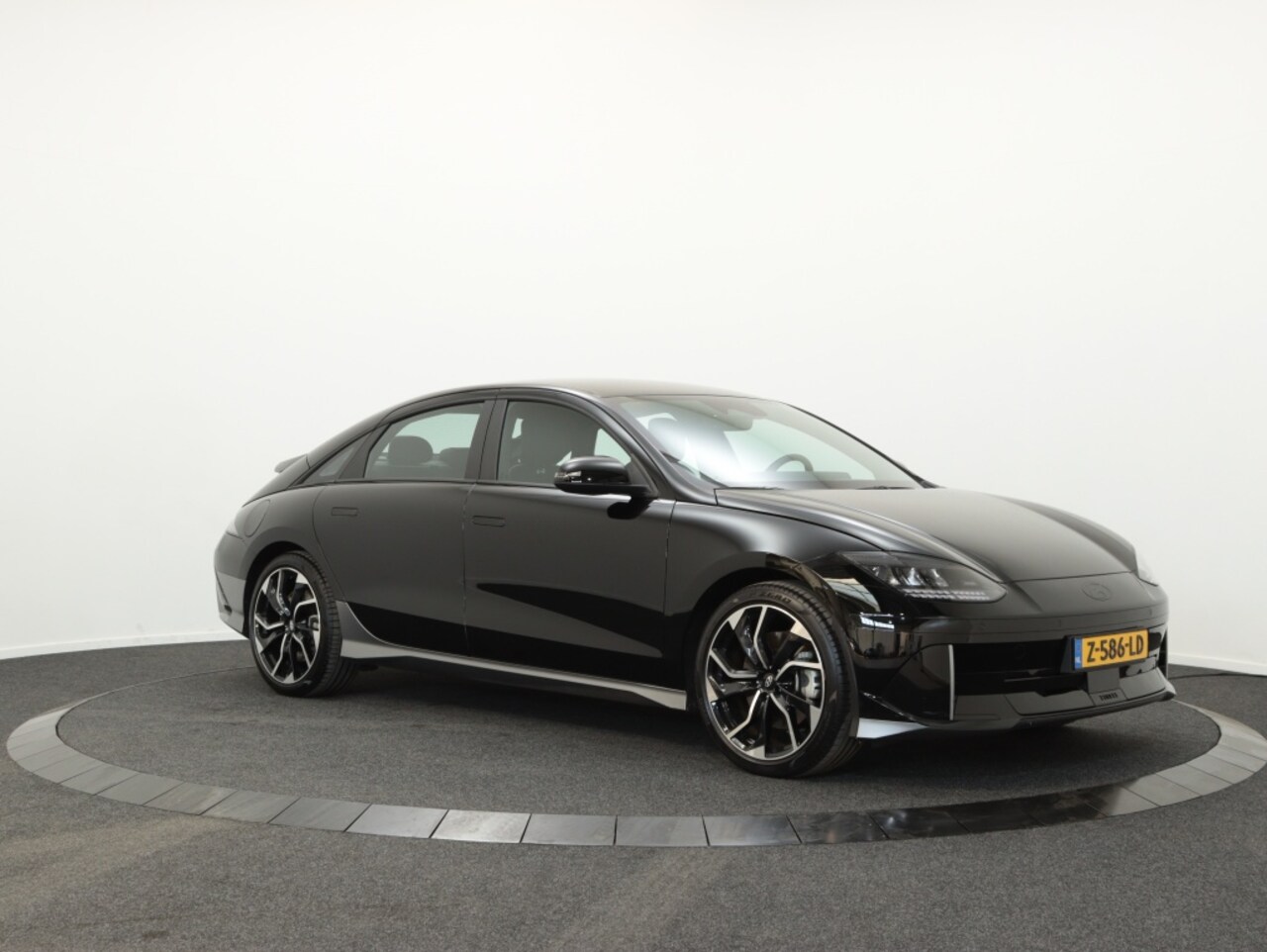 Hyundai IONIQ 6 - Style 53 kWh | Private lease 599 p.m. - AutoWereld.nl