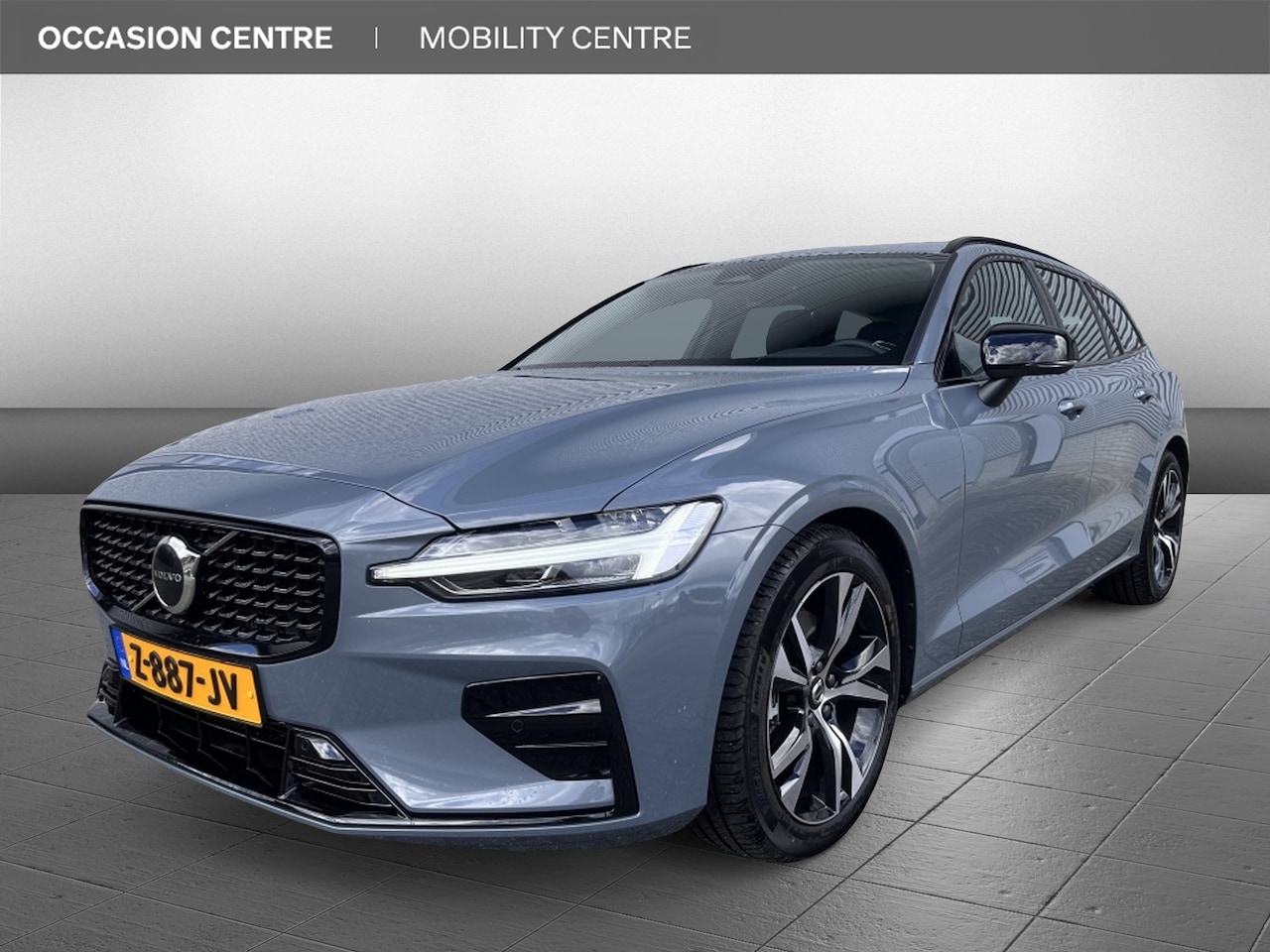 Volvo V60 - 2.0 B4 Plus Dark | Leder Bekl. | Trekhaak | Google Services - AutoWereld.nl