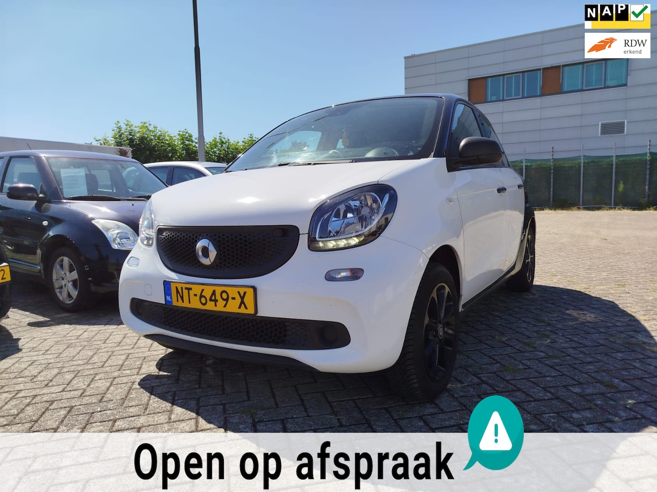 Smart Forfour - 1.0 EERTE EIGENAR/AUTOMAAT/ CRUISCONTROL/NAP - AutoWereld.nl