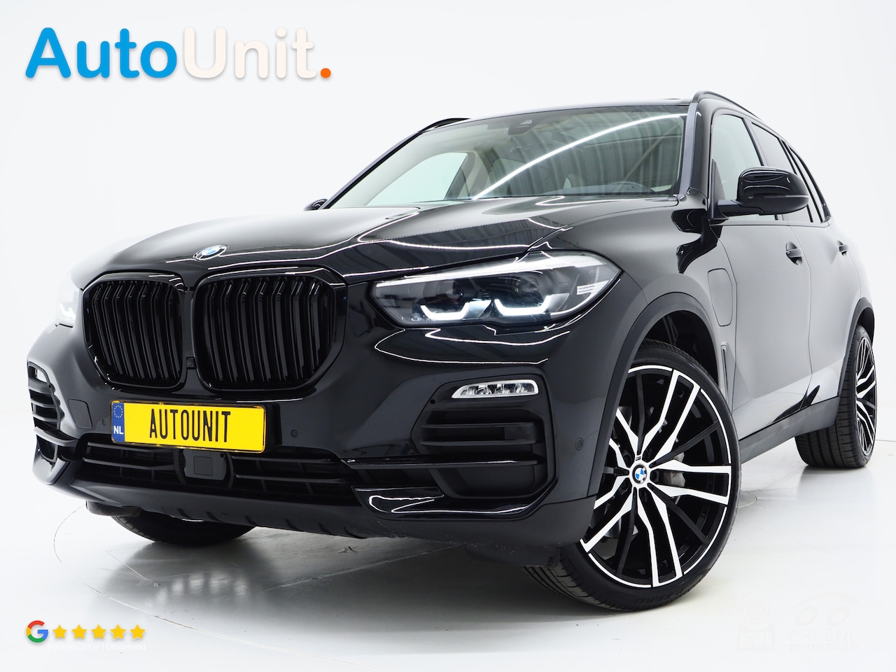 BMW X5 - xDrive45e Full Black | Panoramadak | Luchtvering | Head Up | Adaptive Cruise | Camera - AutoWereld.nl