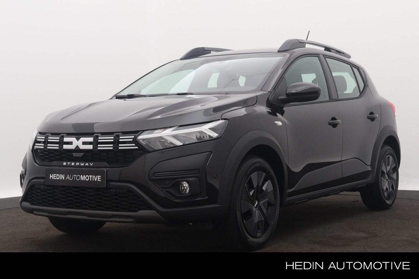 Dacia Sandero Stepway - 1.0 TCe 110 Expression | OV | Pack Media Navigatie | Pack Assist | Automatische Airconditi - AutoWereld.nl