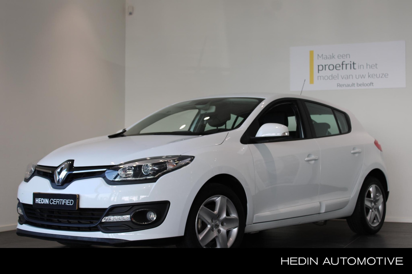 Renault Mégane - 1.2 TCe Expression | Navigatie | Parkeersensoren achter | Lichtmetalen velgen | - AutoWereld.nl