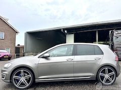 Volkswagen Golf - GTE 285pk dsg aut + f1 - nap - navi - leer - stoelverw - stage1 - 19 inch - nw distr.riem