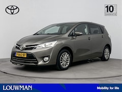 Toyota Verso - 1.8 VVT-i Dynamic Limited | Navigatie | Parkeercamera | Trekhaak |