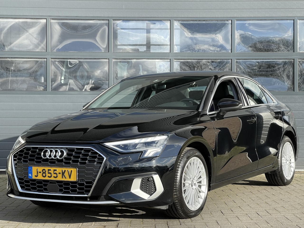 Audi A3 Limousine - 35 TFSI BUSINESS EDITION I AUTOMAAT I DEALER ONDERHOUDEN I APPLE/ANDROID I VIRTUAL COCKPIT - AutoWereld.nl