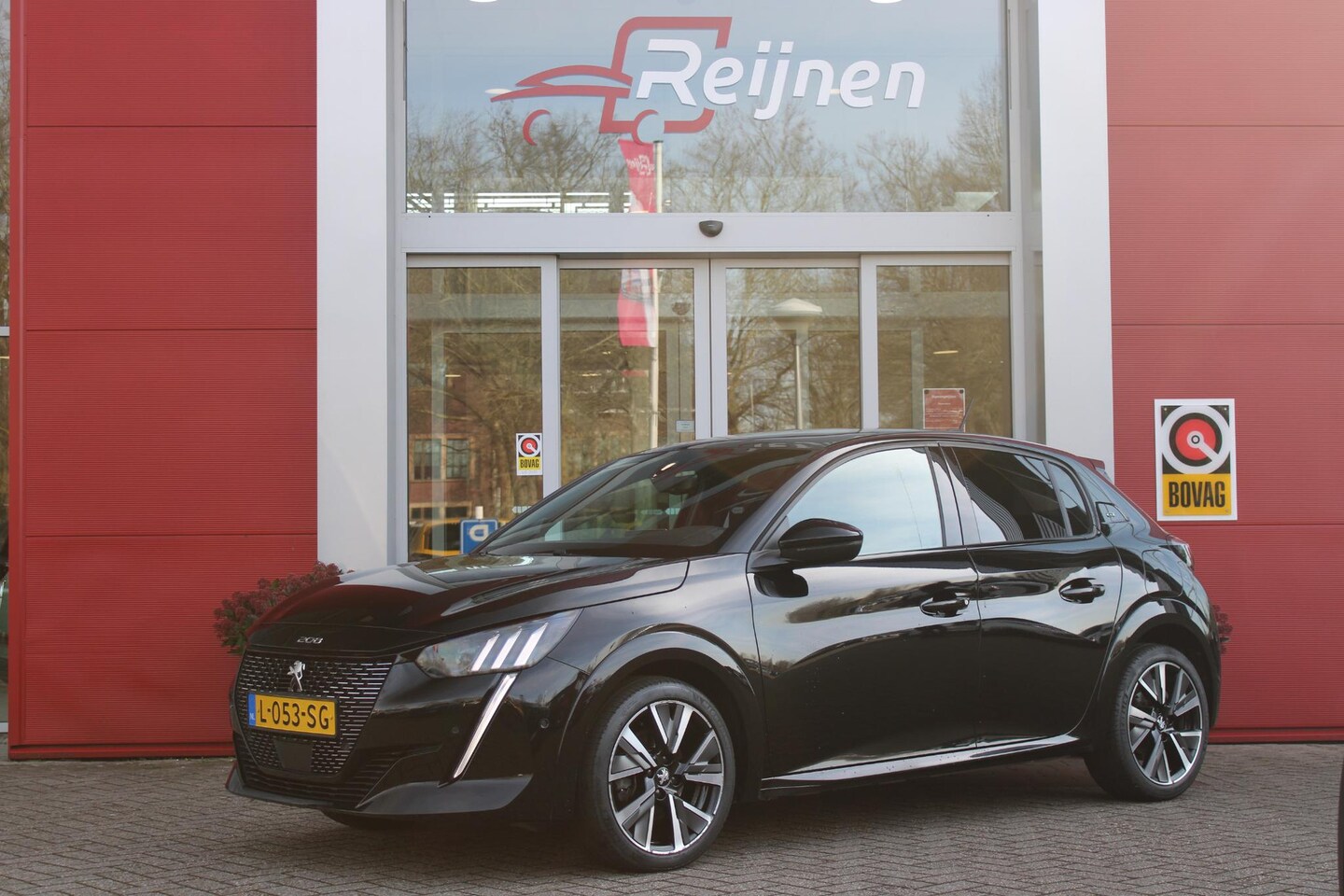 Peugeot 208 - 1.2 PureTech GT | NAVIGATIE | APPLE CARPLAY/ANDROID AUTO | DODEHOEK DETECTIE | FULL LED KO - AutoWereld.nl