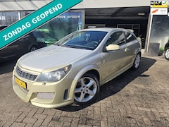Opel Astra GTC - 1.8 Sport | AUTOMAAT | 1E EIGENAAR | LEDER| NW APK | NAVI | AIRCO |
