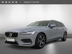 Volvo V60 - B3 Essential Edition | Trekhaak | Stoel en Stuurverwarming |