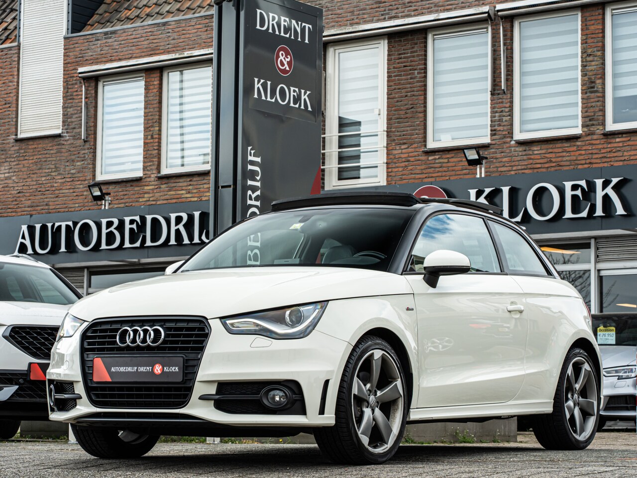 Audi A1 - 1.4 TFSI S-Line PANO BOSE LED STOELVERW 18 INCH BLACK OPTIC CRUISE NAVI - AutoWereld.nl