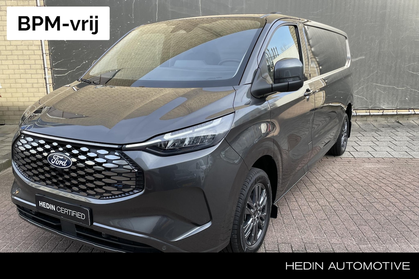 Ford Transit Custom - E-Transit 340 L2H1 Limited 65 kWh - AutoWereld.nl