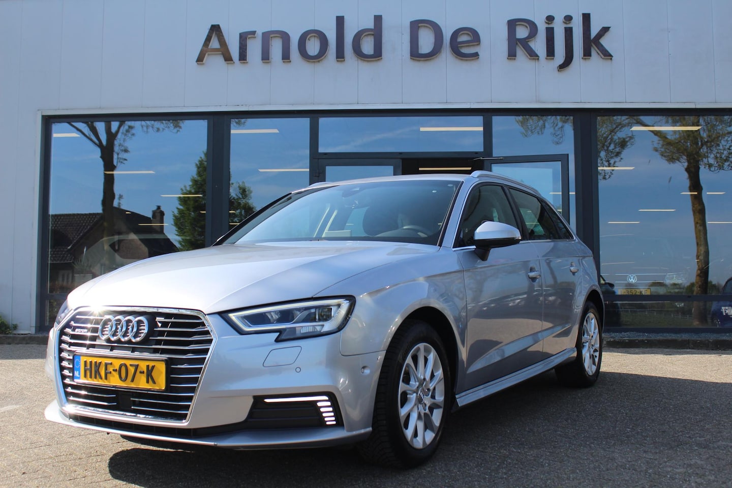 Audi A3 Sportback - 40 e-tron Advance Sport 40 e-tron Advance Sport - AutoWereld.nl