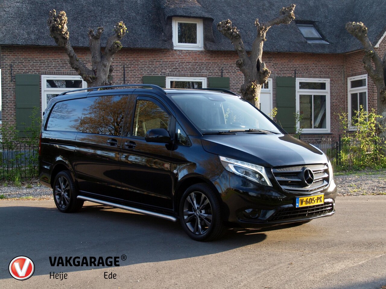 Mercedes-Benz Vito - 114 CDI Lang DC Comfort Dubbele Cabine | Camera | Cruise Control | Trekhaak | Automaat | - AutoWereld.nl